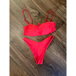 Red knot bikini